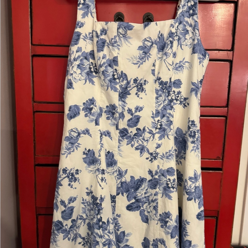 Abercrombie & Fitch Sundress NWT LP Fully lined blue & white floral 98% cotton 🪻 - Picture 7 of 7